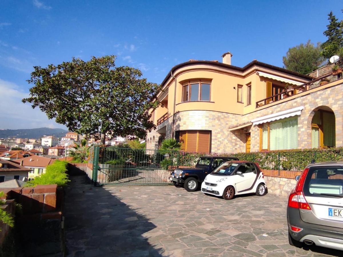 Appartamento Fronte Mare, Vista Mozzafiato Varazze Exterior photo